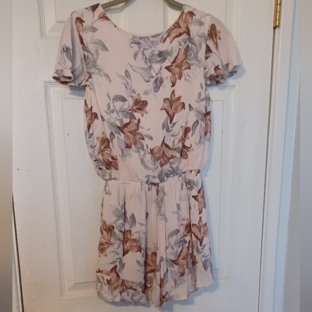 💰One Clothing Floral Romper - Picture 8 of 14